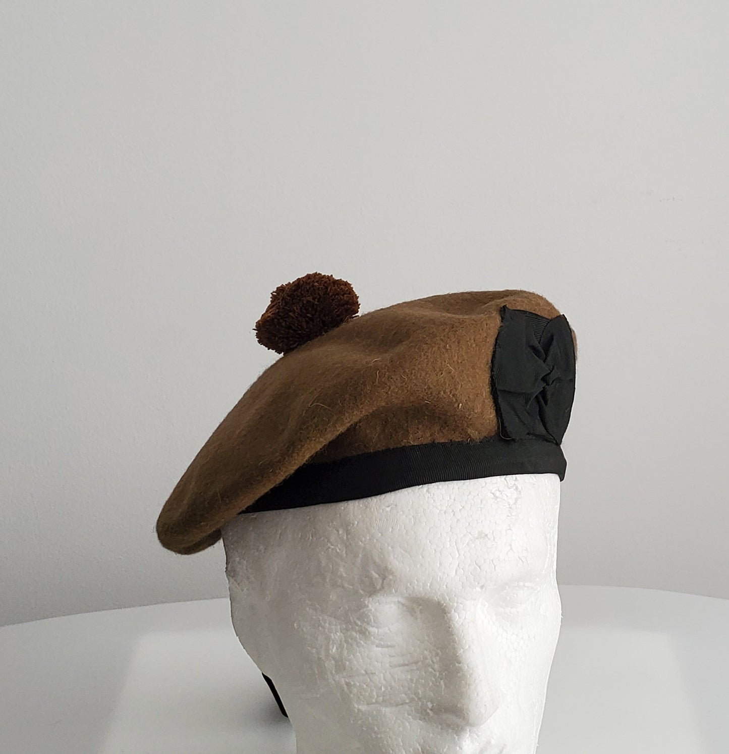 Khaki Wool Scottish Balmoral Hat With Pom